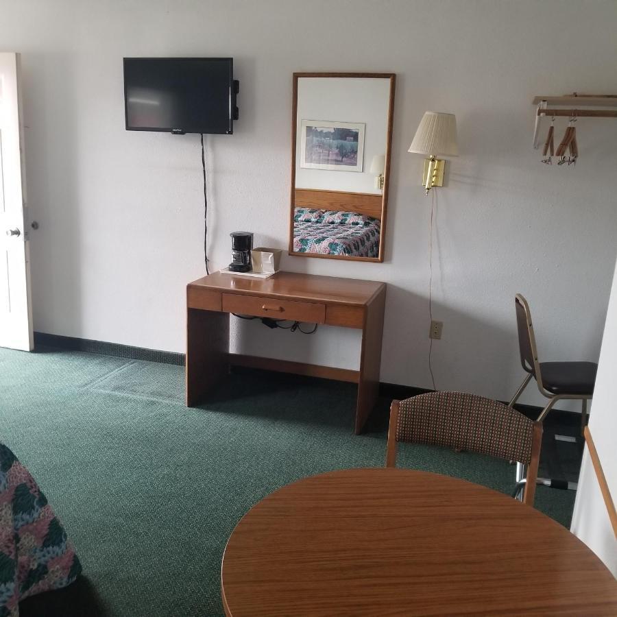 Budget 8 Motel Джон-Дэй Экстерьер фото